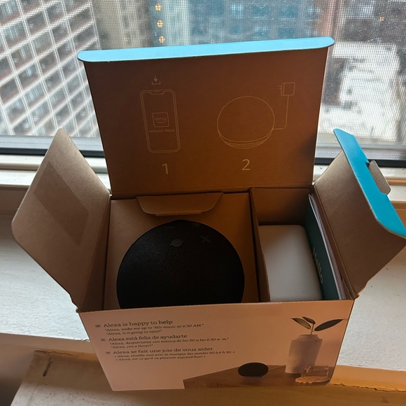 5th Generation Echo Dot - Picture 3 of 5